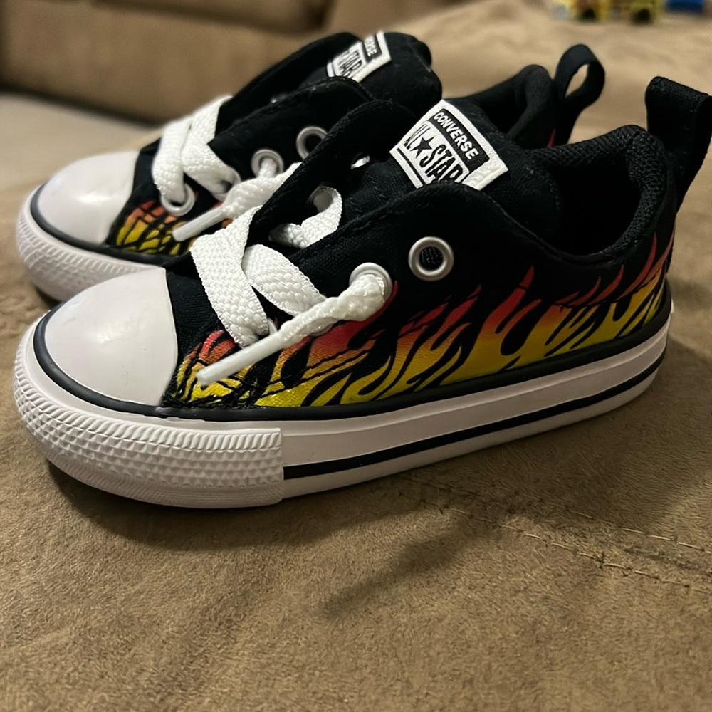 Converse infant flame design sneakers